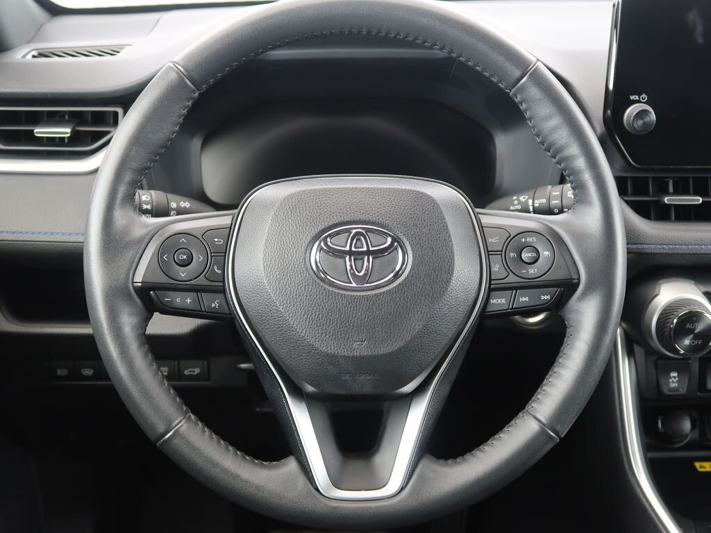 Toyota RAV4 SUV / Terénní 2,5 l 131 kw