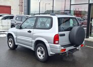 Suzuki Grand Vitara SUV / Terénní 2,0 l 94 kw