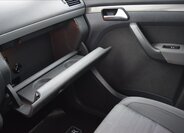 Volkswagen Touran Kombi 1,4 l 103 kw