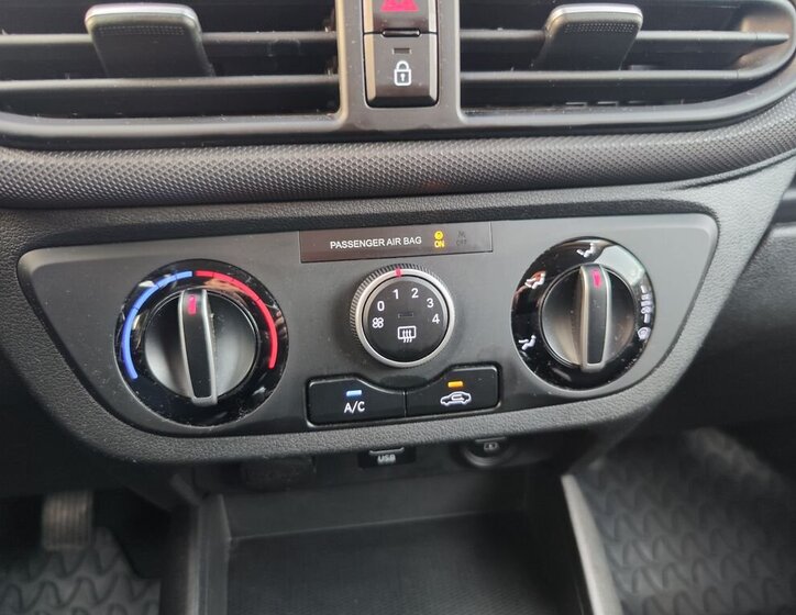 Hyundai i10 Hatchback 1,2 l 62 kw