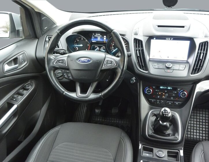 Ford Kuga SUV / Terénní 2,0 l 110 kw