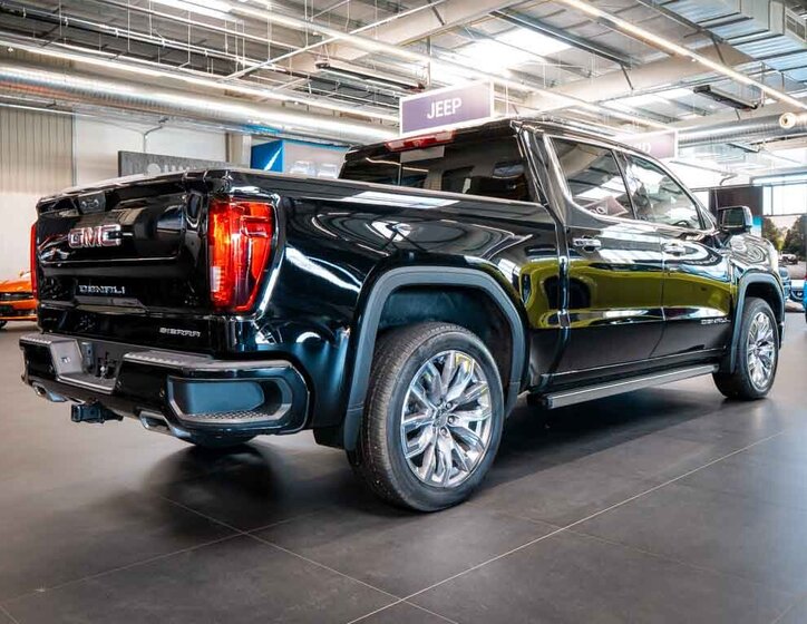 GMC Sierra Pick-up 6,2 l 313 kw