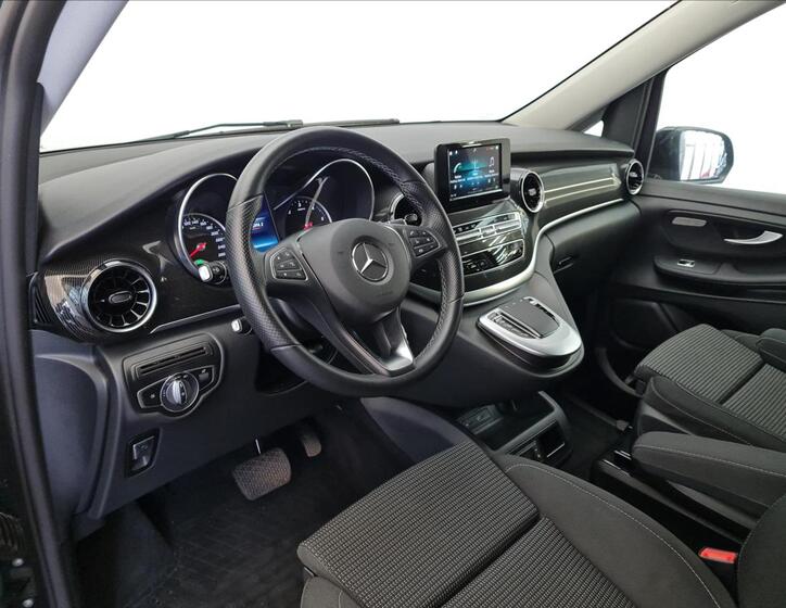 Mercedes-Benz Třídy V 9