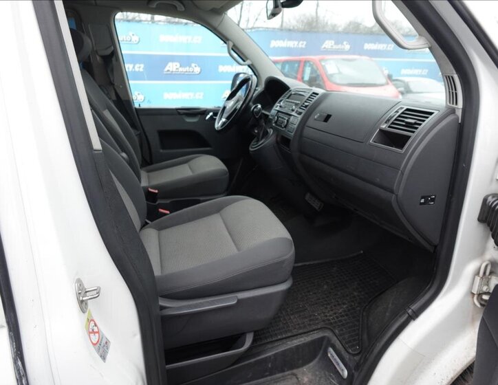 Volkswagen Caravelle Ostatní 2,0 l 132 kw