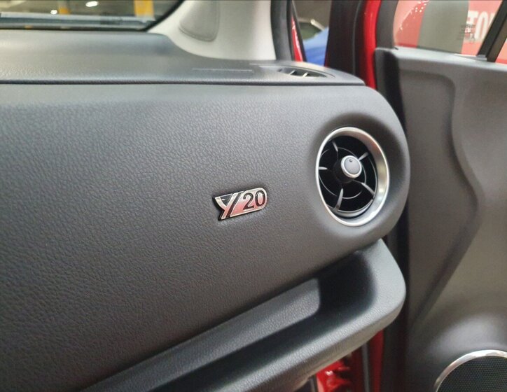 Toyota Yaris Hatchback 1,5 l 82 kw