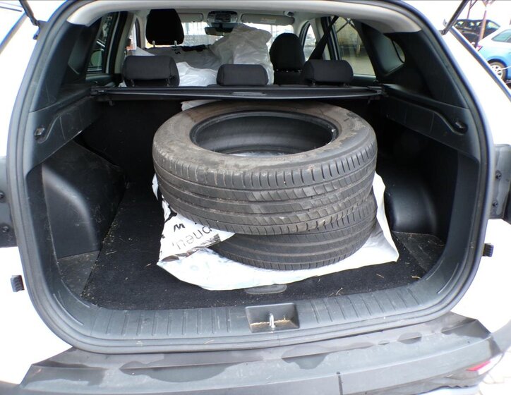 Hyundai Tucson SUV 1,6 l 110 kw