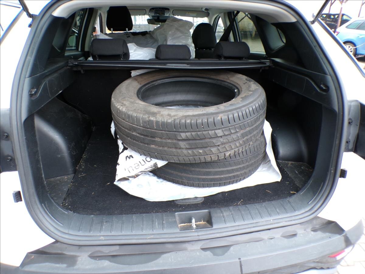 Hyundai Tucson SUV 1,6 l 110 kw