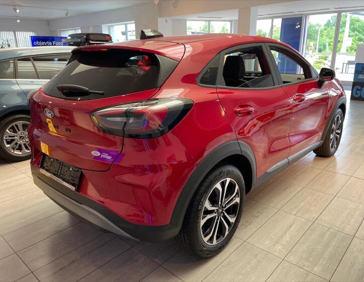 Ford Puma 4