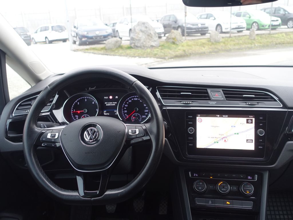Volkswagen Touran