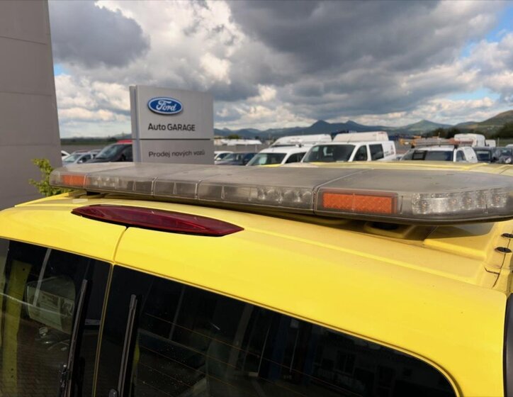 Mercedes-Benz Vito Skříň 2,1 l 100 kw