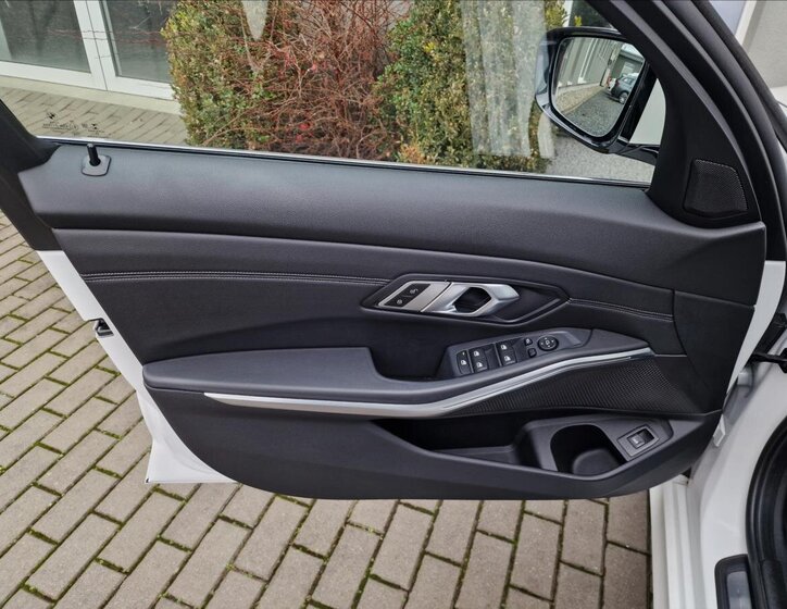 BMW Řada 3 Kombi 2,0 l 140 kw