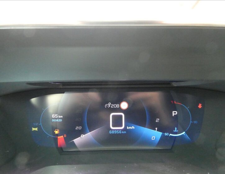 Peugeot 2008 SUV 1,2 l 96 kw