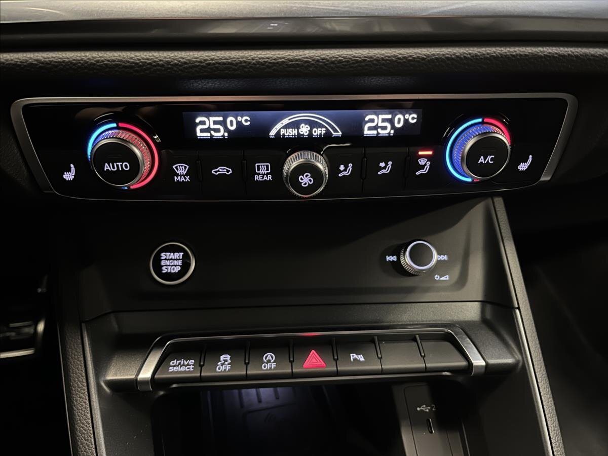 Audi Q3 SUV 1,5 l 110 kw