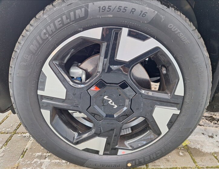KIA Stonic SUV / Terénní 998,0 74 kw