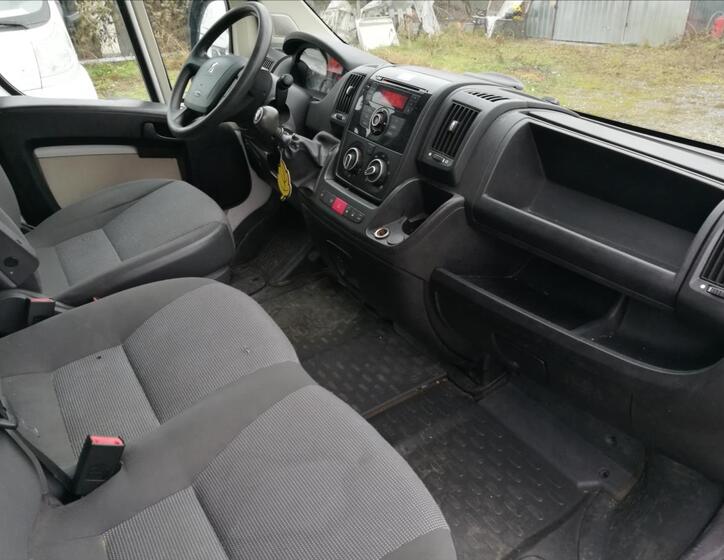 Peugeot Boxer 11