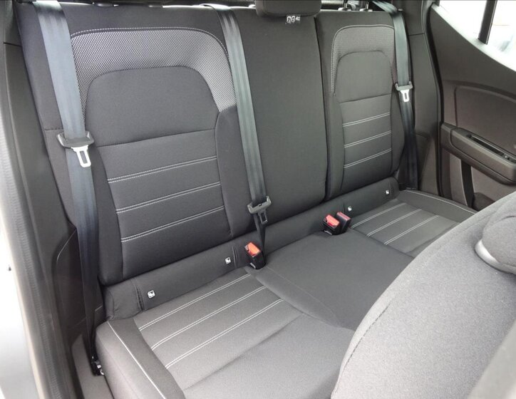 Dacia Sandero Hatchback 999,0 67 kw