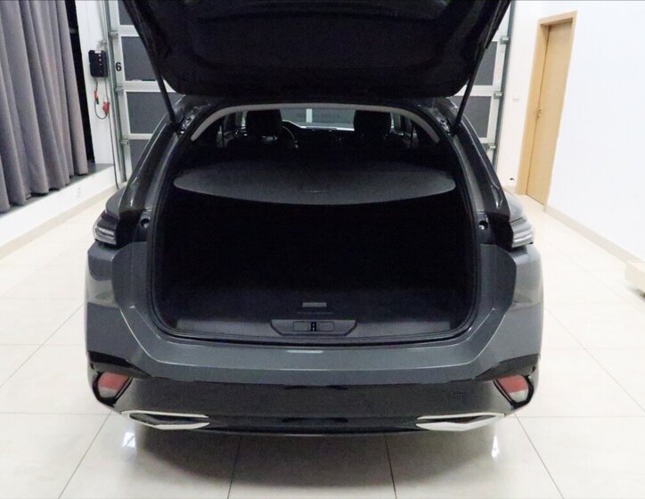 Peugeot 308 Kombi 1,2 l 96 kw