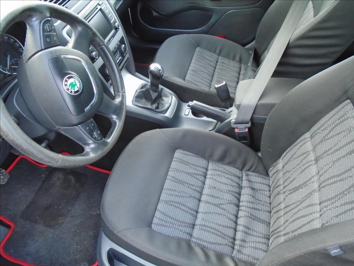 Škoda Octavia Kombi 1,6 l 77 kw