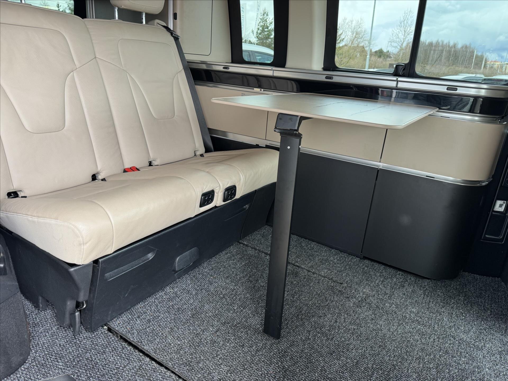 Mercedes-Benz Třídy V VAN / Minibus 2,0 l 176 kw