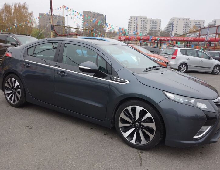 Opel Ampera 6