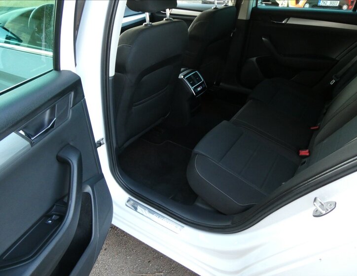 Škoda Superb Kombi 2,0 l 110 kw