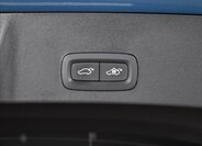 Volvo EX40 SUV / Terénní 0,0 325 kw