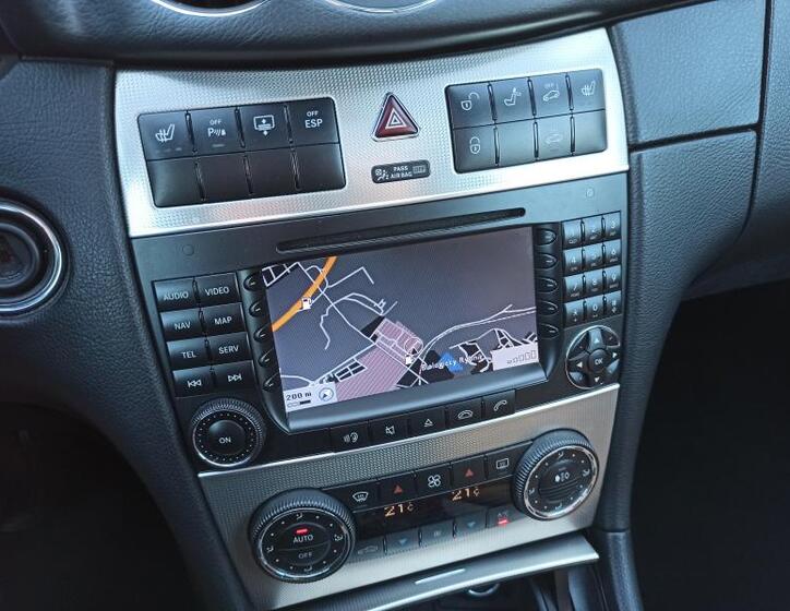 Mercedes-Benz CLK 24