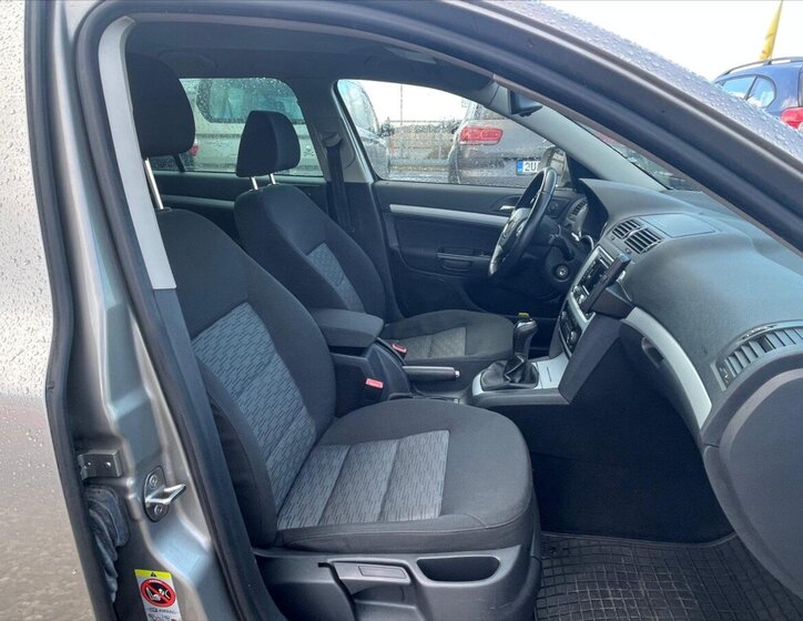 Škoda Octavia Kombi 1,6 l 77 kw