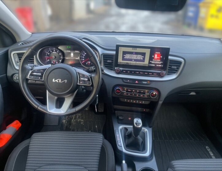 KIA Ceed Kombi 1,5 l 117 kw