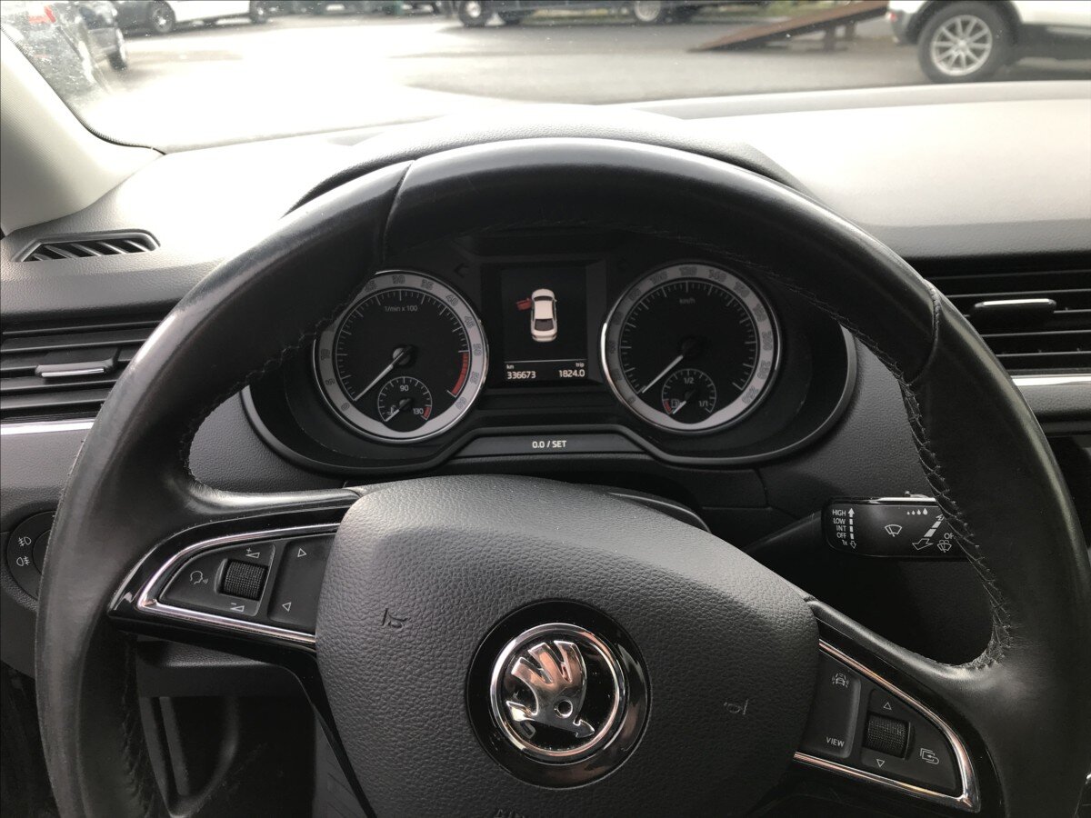 Škoda Octavia Sedan / Limuzína 1,6 l 85 kw