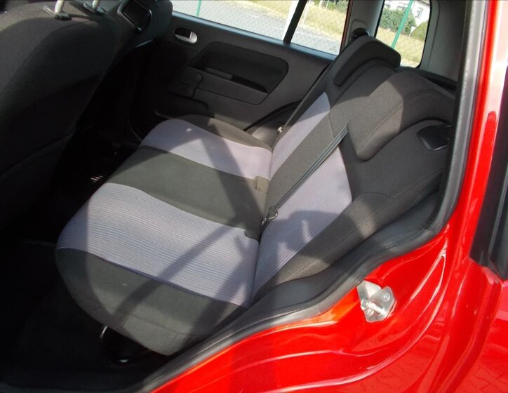 Ford Fusion Kombi 1,4 l 59 kw