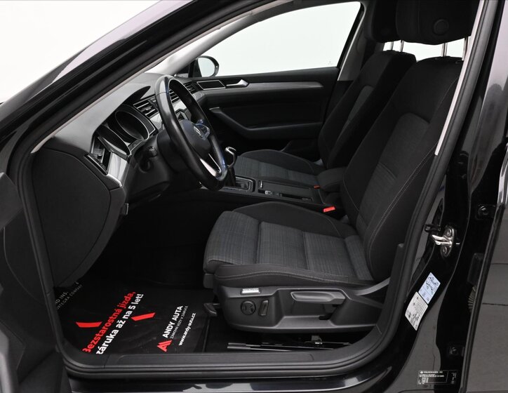 Volkswagen Passat 13