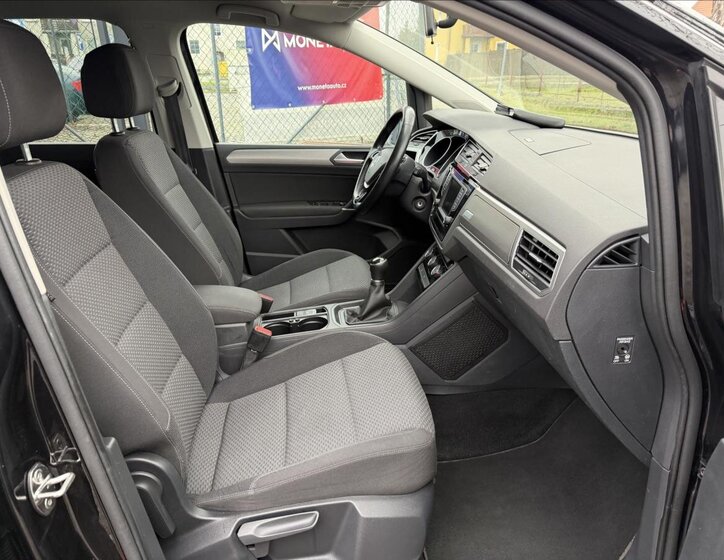 Volkswagen Touran MPV 1,2 l 81 kw