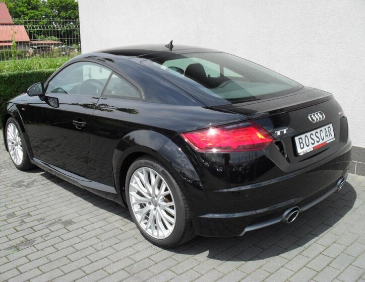 Audi TT 3