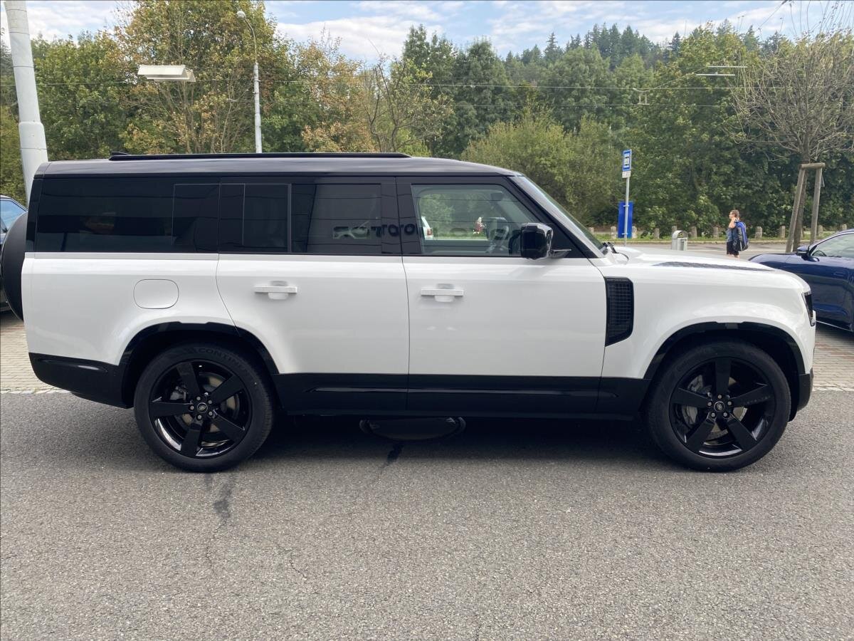 Land Rover Defender SUV 3,0 l 221 kw