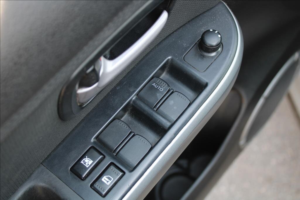 Suzuki Grand Vitara Kombi 2,0 l 103 kw