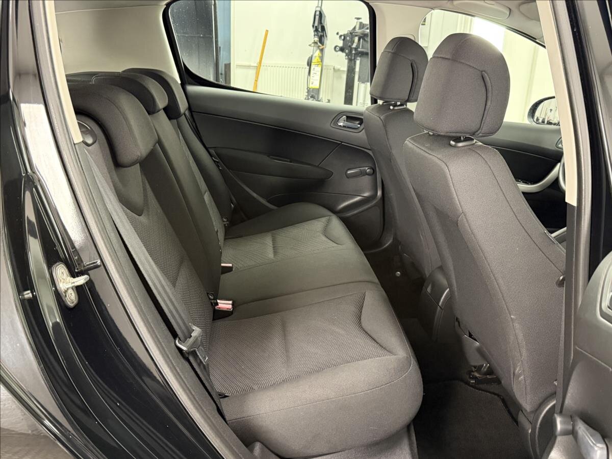 Peugeot 308 Hatchback 1,4 l 70 kw