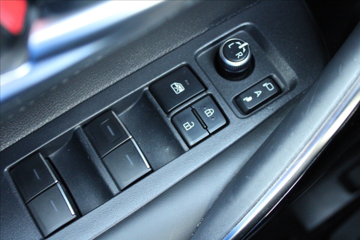 Toyota Corolla Kombi 2,0 l 112 kw