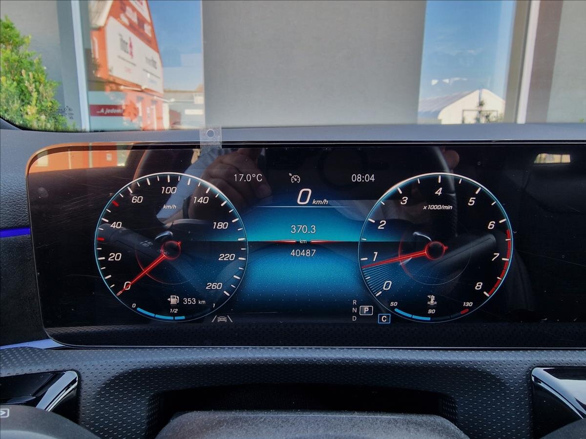 Mercedes-Benz Třídy A Hatchback 1,3 l 100 kw