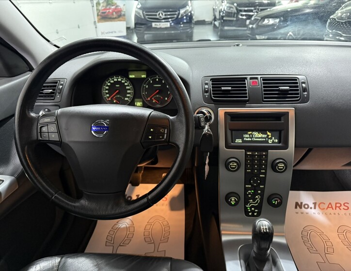 Volvo V50 15
