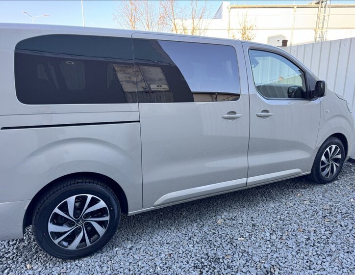 Citroën SpaceTourer 19