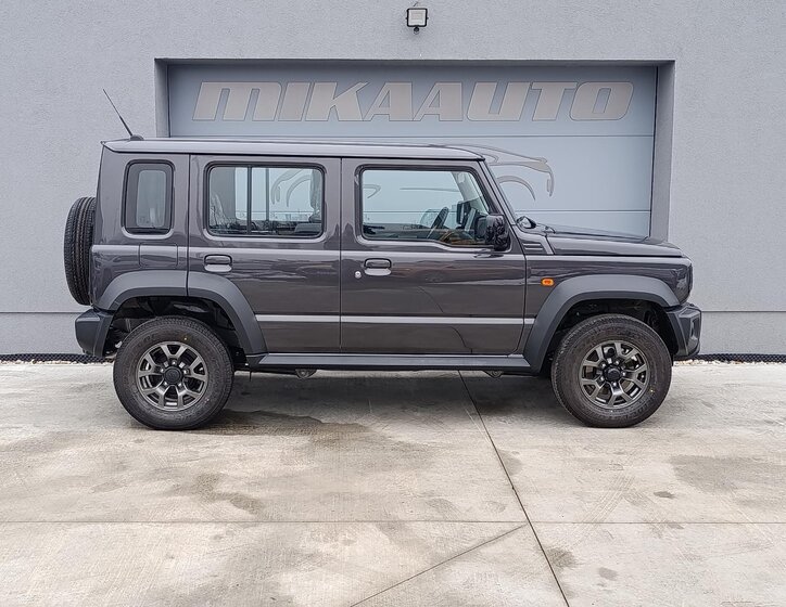 Suzuki Jimny SUV 1,5 l 75 kw