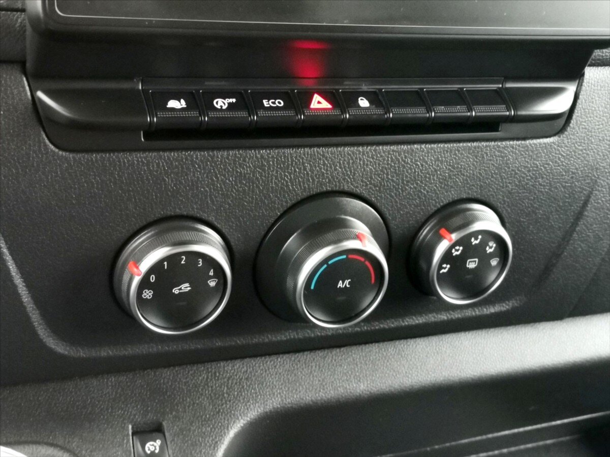 Renault Master Valník 2,3 l 120 kw