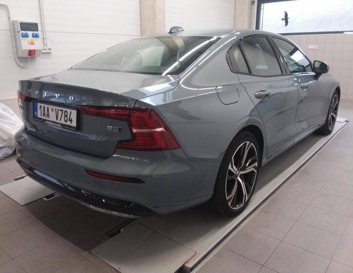Volvo S60 Sedan 2,0 l 184 kw