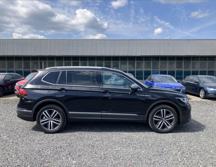 Volkswagen Tiguan SUV / Terénní 2,0 l 110 kw