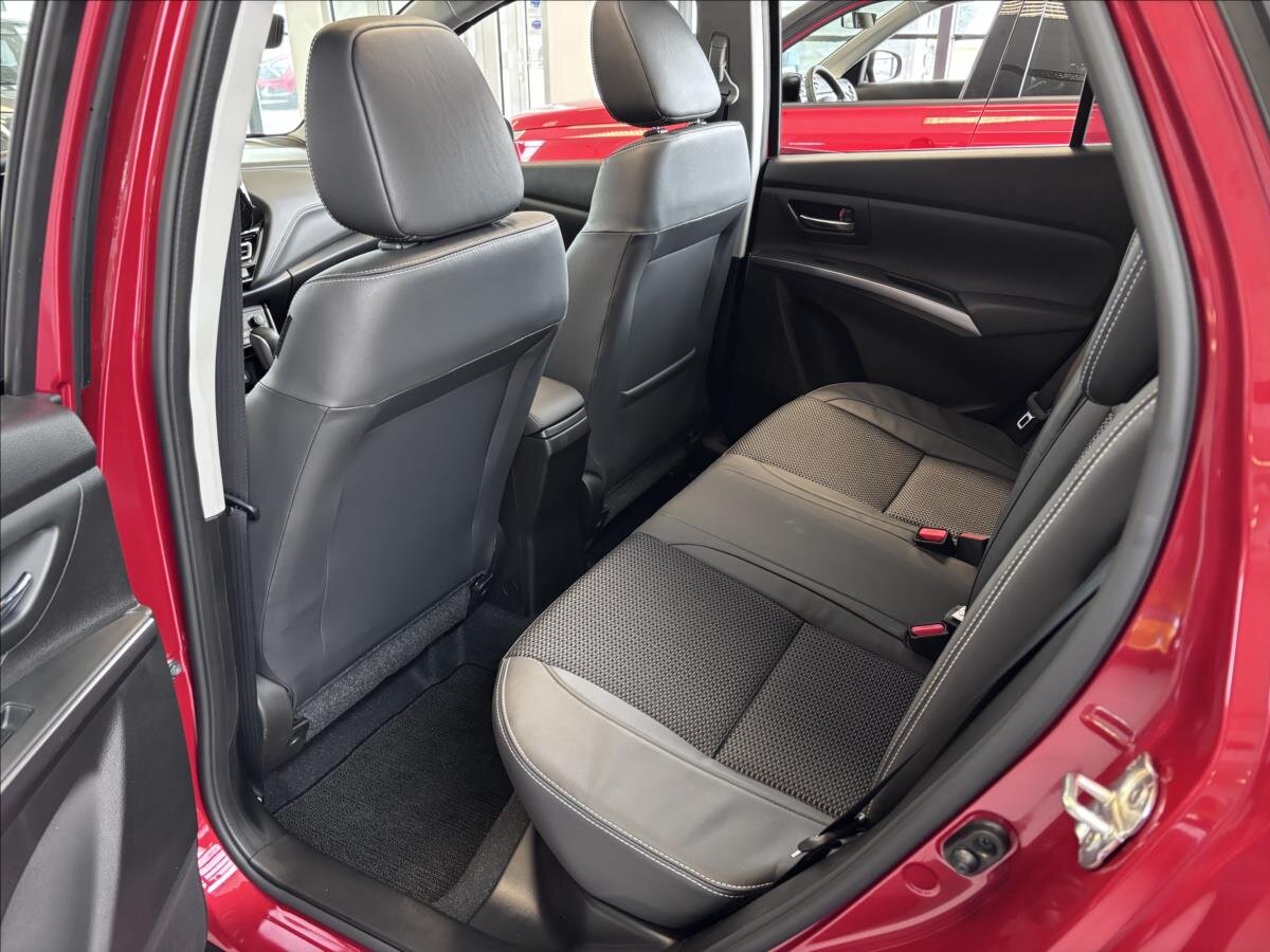 Suzuki S-Cross SUV / Terénní 1,4 l 81 kw
