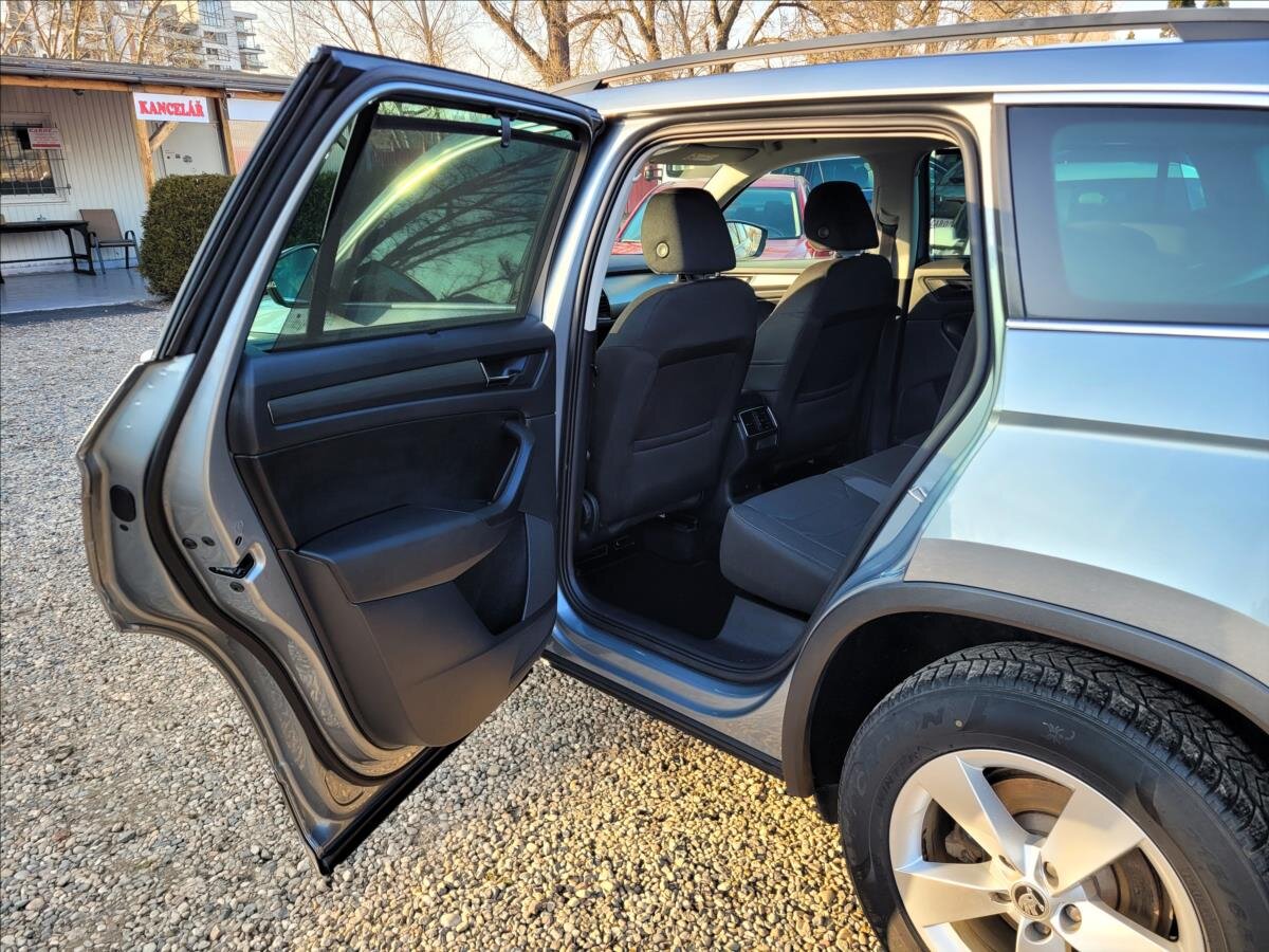 Škoda Kodiaq SUV / Terénní 1,5 l 110 kw