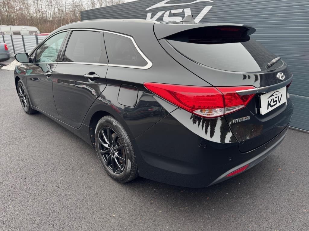 Hyundai i40 Kombi 1,6 l 99 kw