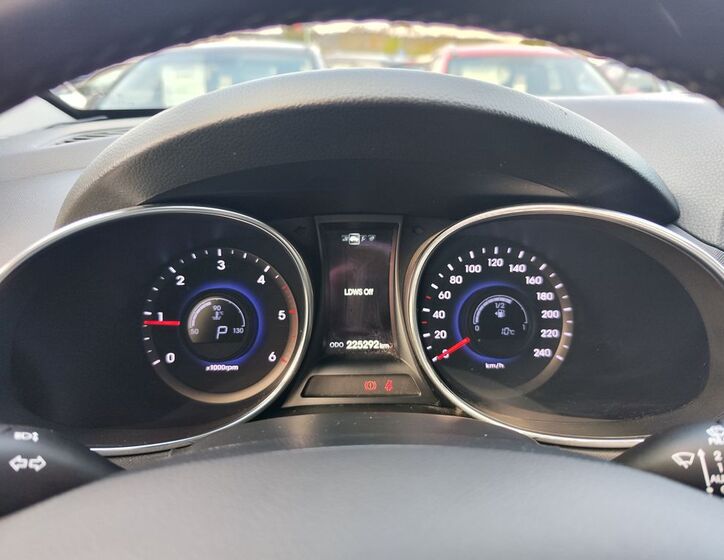 Hyundai Grand Santa Fe 22