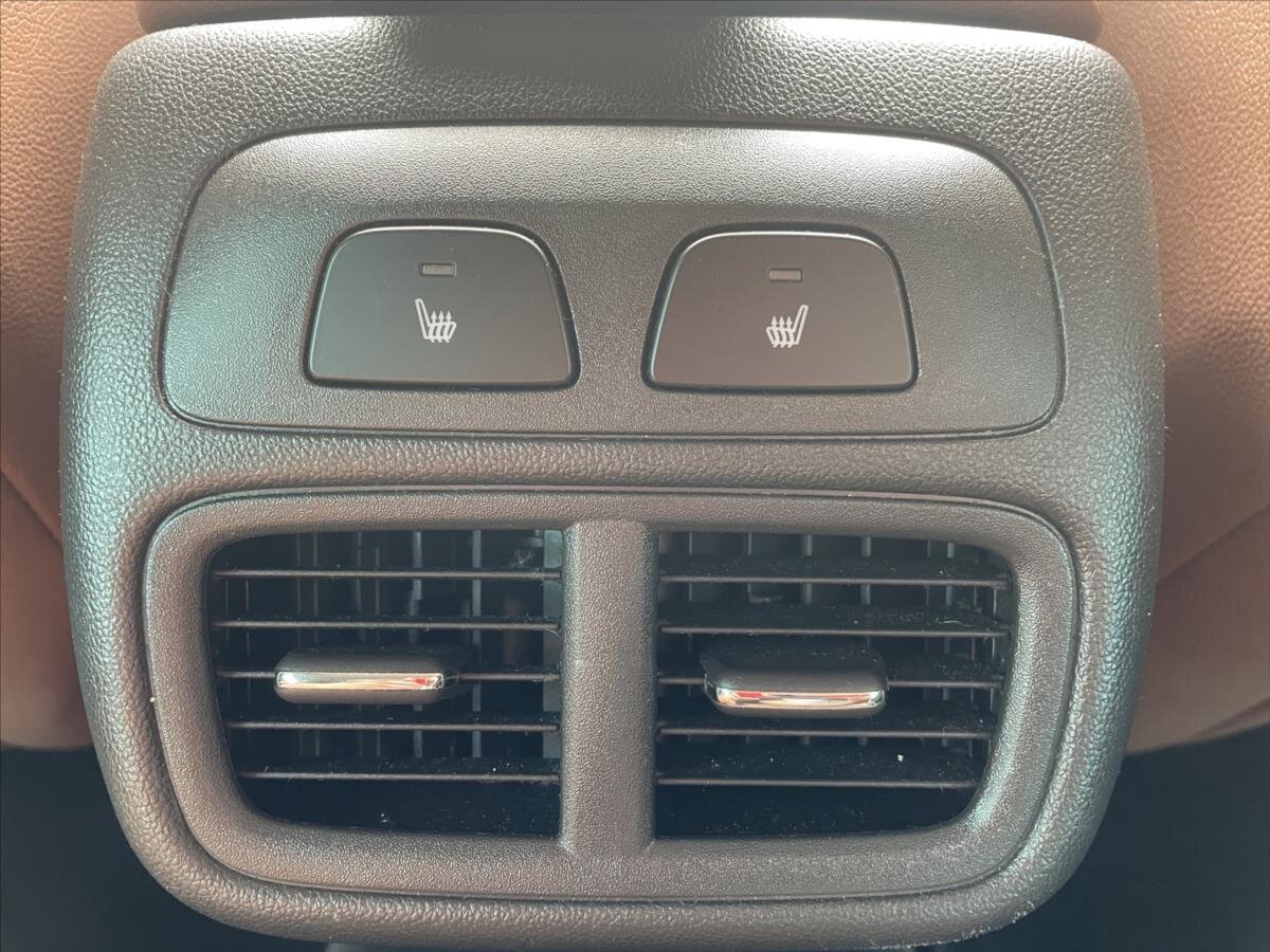 Opel Insignia Liftback 2,0 l 154 kw